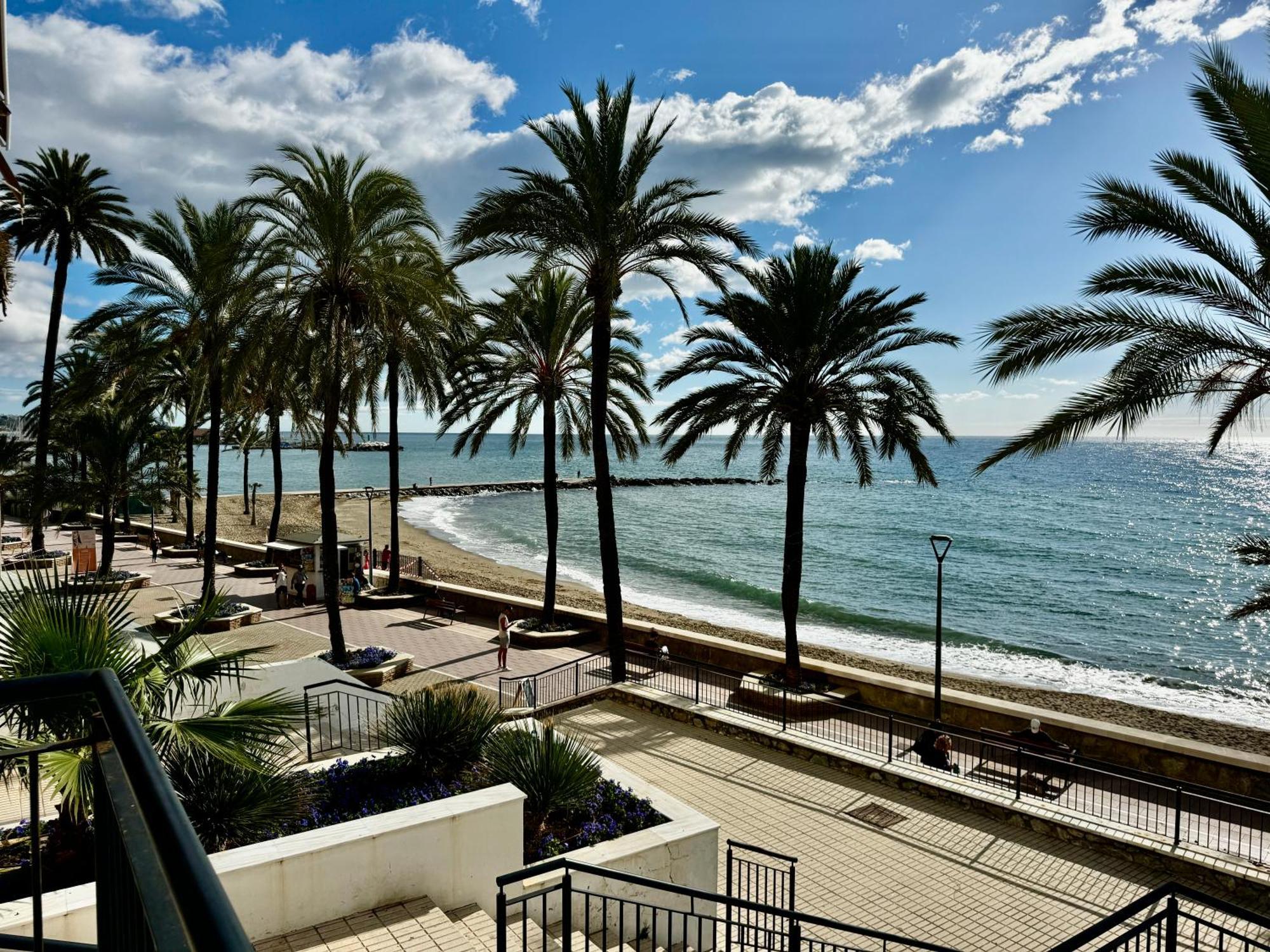 Appartamento Beachfront Bliss, On The Promenade - Eaw Homes Marbella